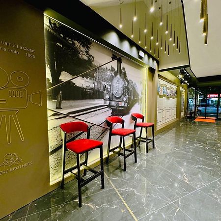 Lumiere Hotel Belgrado Esterno foto