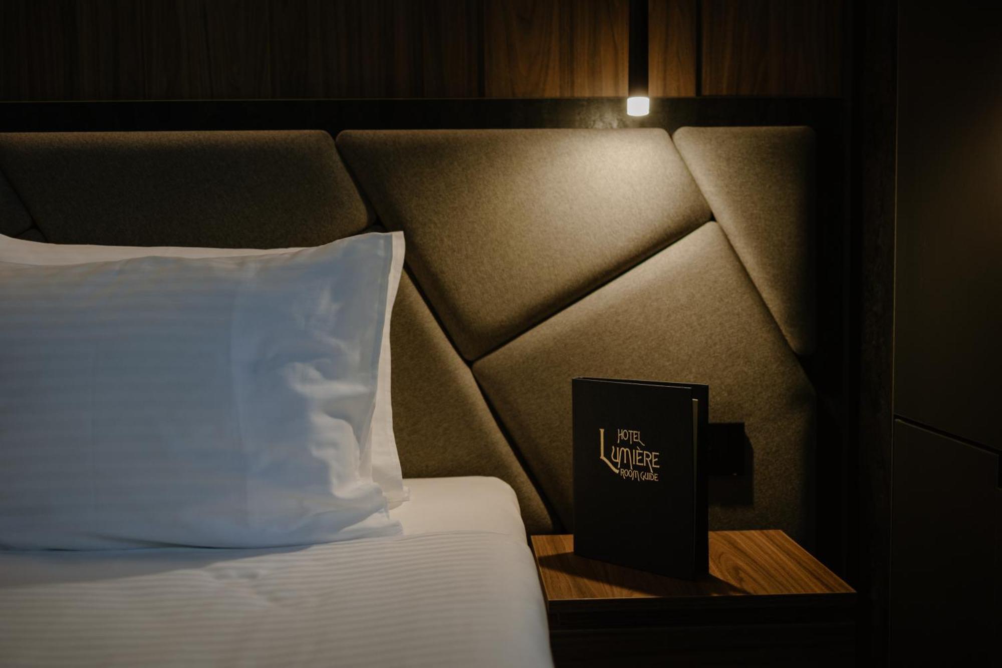 Lumiere Hotel Belgrado Esterno foto