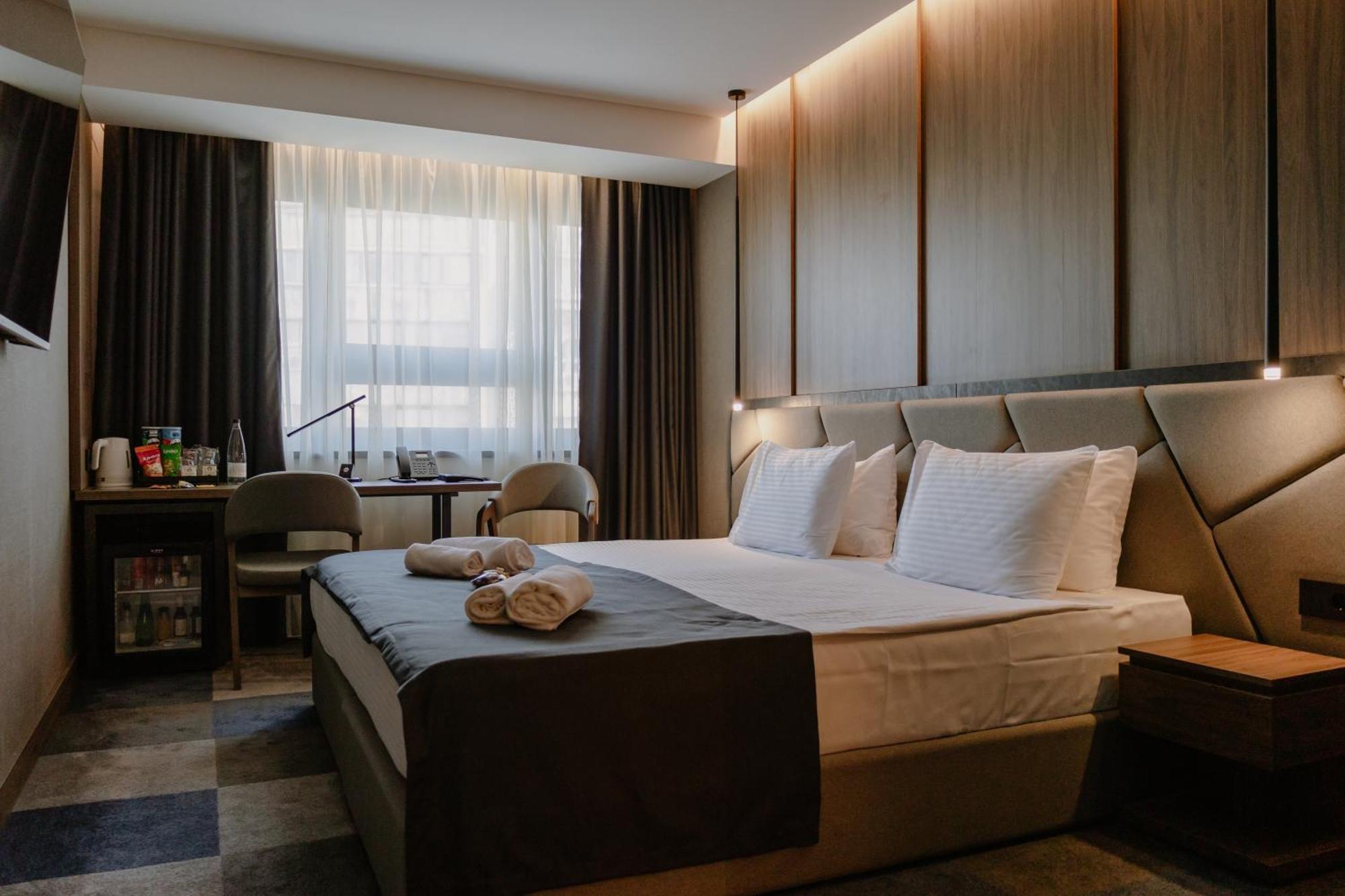 Lumiere Hotel Belgrado Esterno foto