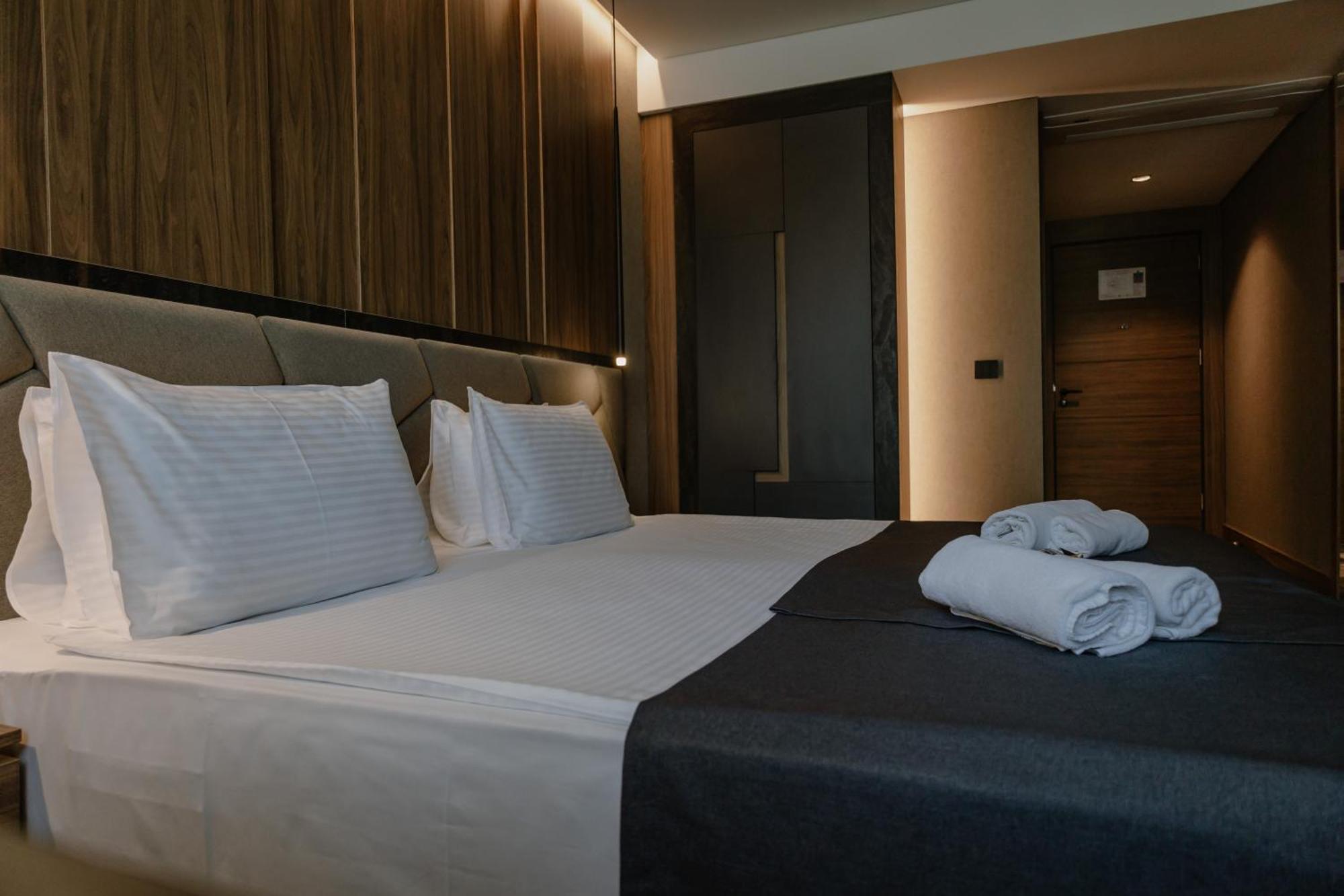 Lumiere Hotel Belgrado Esterno foto