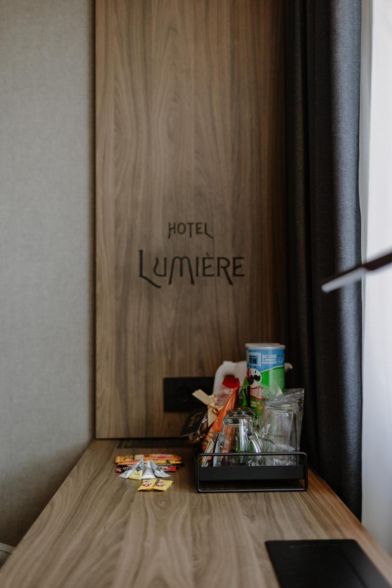 Lumiere Hotel Belgrado Esterno foto